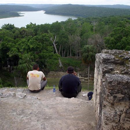 Peten Esplendido Flores Exterior foto