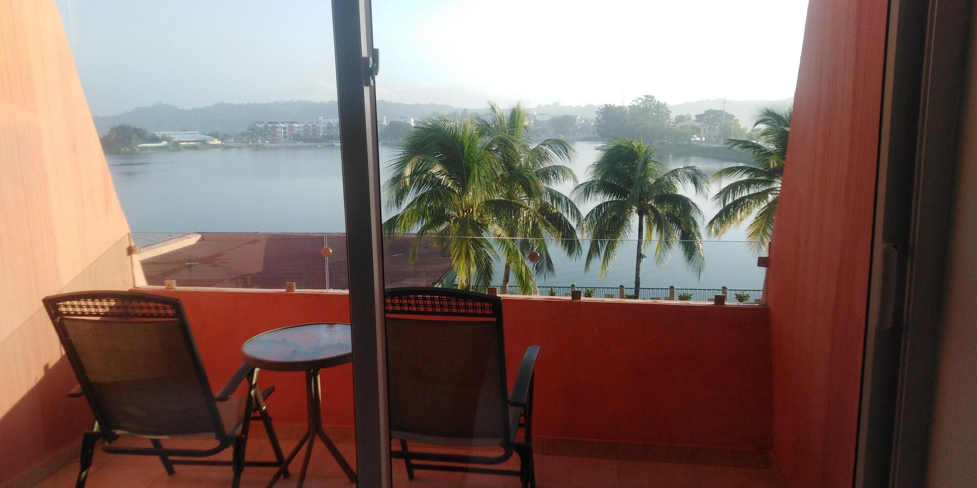 Peten Esplendido Flores Exterior foto