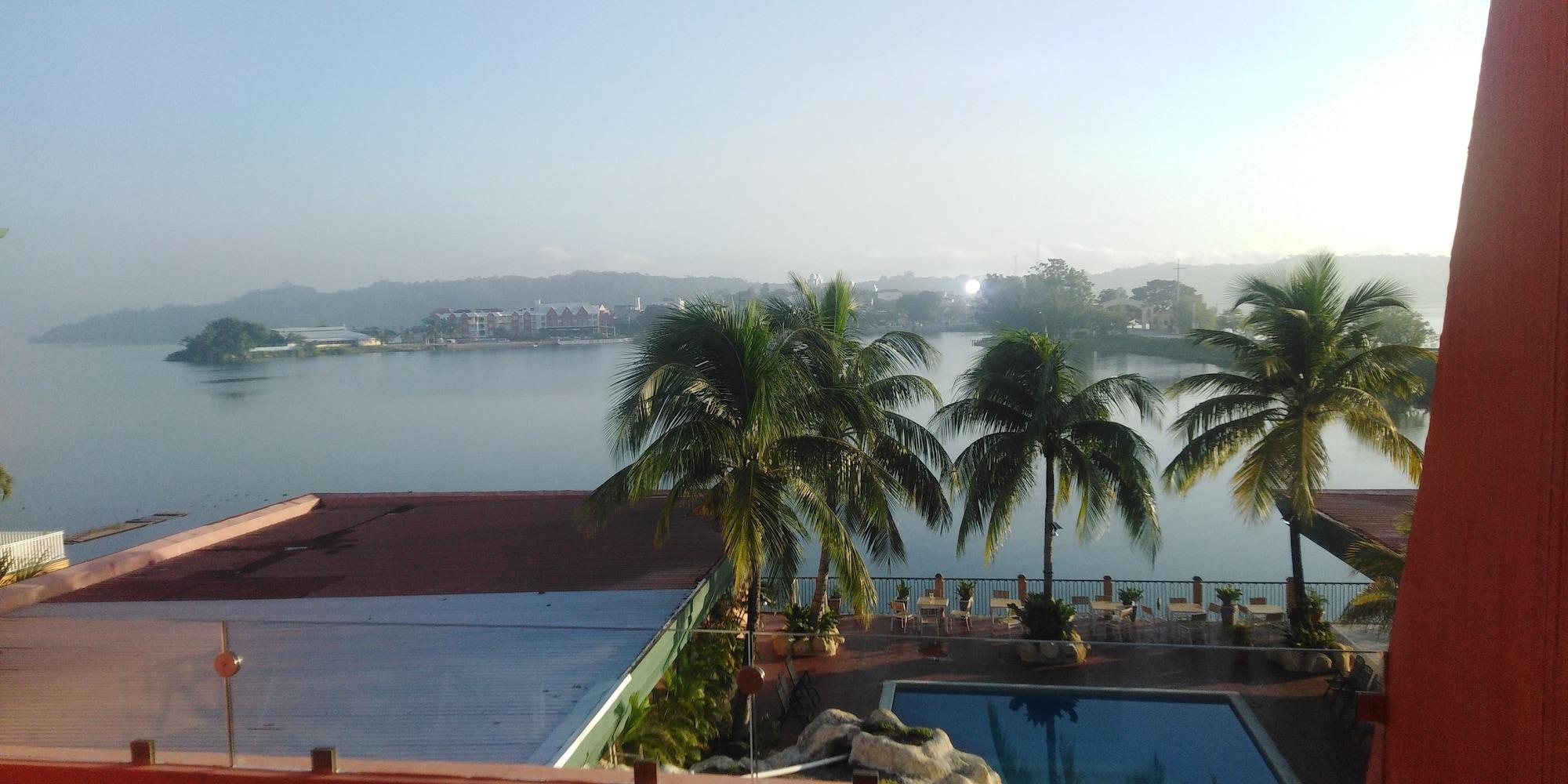 Peten Esplendido Flores Exterior foto